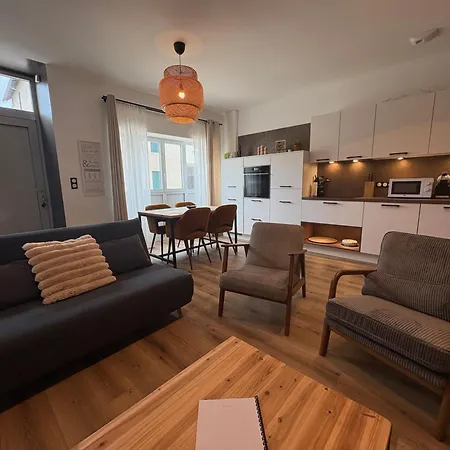 Apartment Cozy Proche Sancy