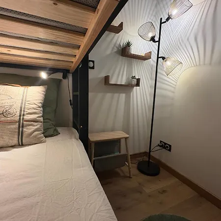 Cozy Proche Sancy